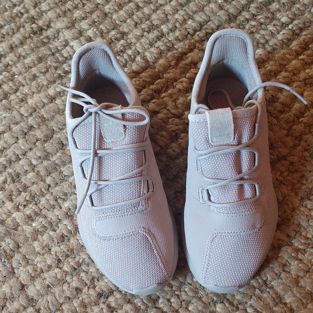 Adidas tennis shoes  Ortholite Tan